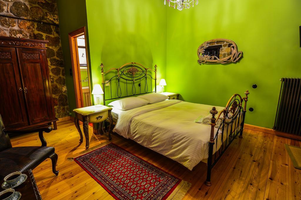 Varnevo Guesthouse Ano Trikala Exterior foto